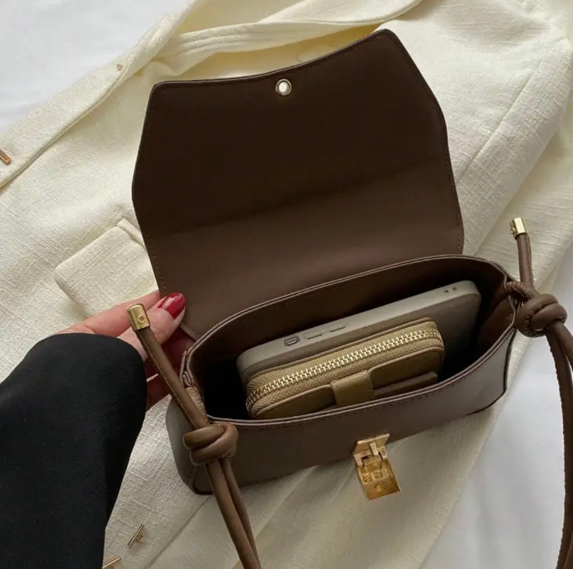 Velora Knot Clutch Brown