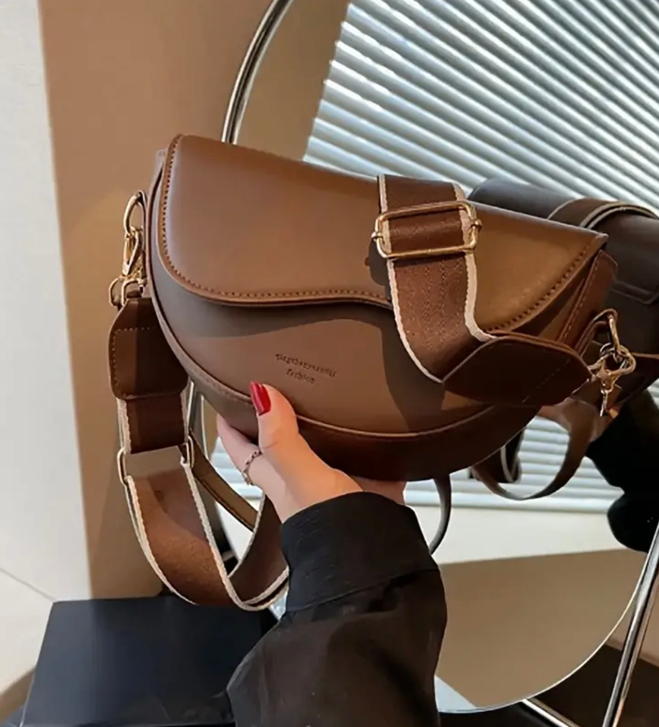 Mocha Curve Crossbody