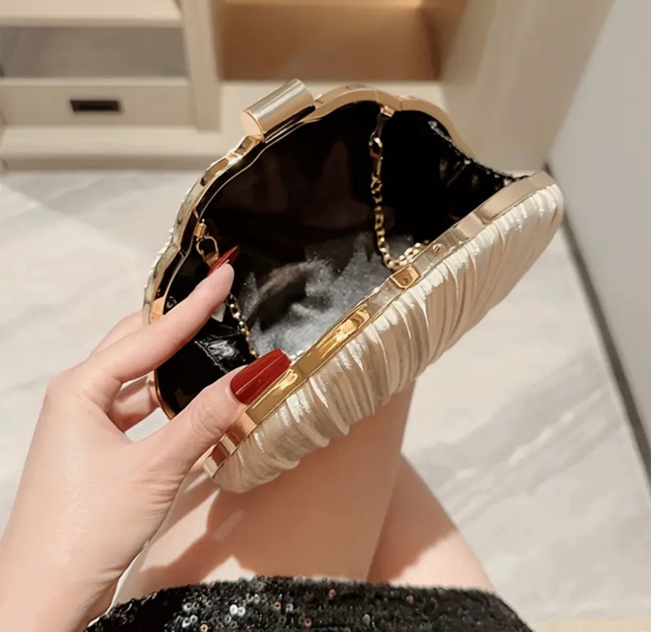 Celeste Shell Clutch